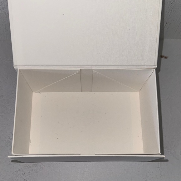 Parfums de Marly Paris storage Box - Picture 7 of 13